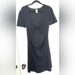 🖤 Black Cut Out Twist Dress